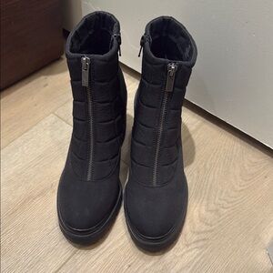 Mix No. 6 Black Quilted Winter Boots (NWOT)